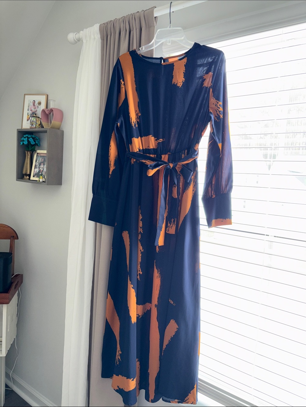 Long Sleeve Navy Dress with Rust Brushstroke Print and Tie Waist Size XL